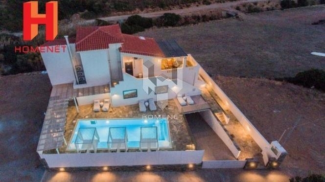 (Zum Verkauf) Gewerbeimmobilien Hotel || Cyclades/Andros-Korthio - 300 m², 1.000.000€ 